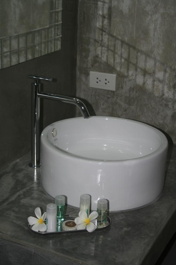 Medithairean Guesthouse Ao Nang Exterior photo